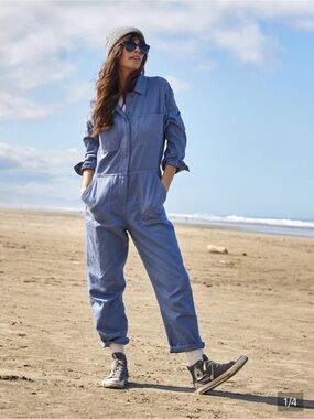 Women’s Relaxed Utility Zipper Jumpsuit in Dusty Blue linen/cotton
